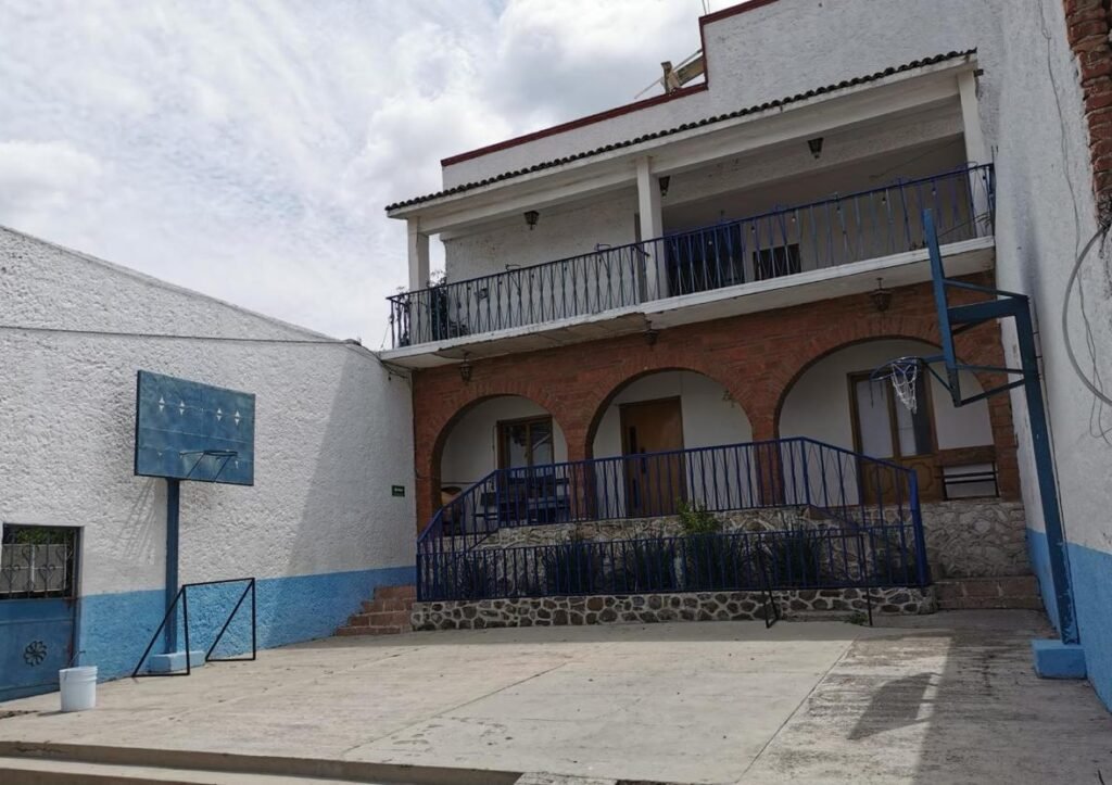 Actividad física supervisada para fortalecer disciplina, enfoque y bienestar.