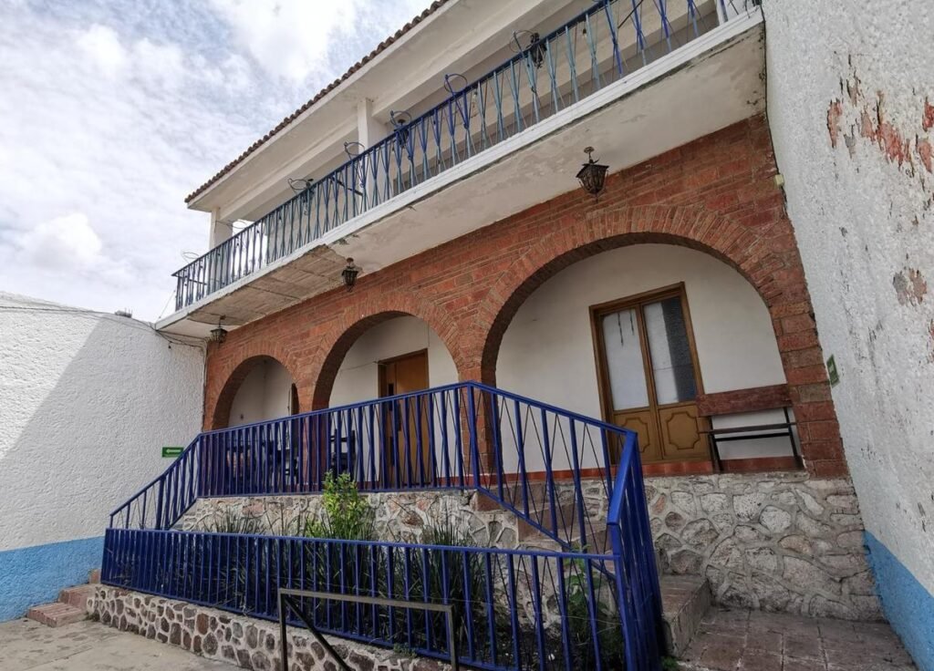 56c34493-87aa-4af7-a204-51ecbd579eee